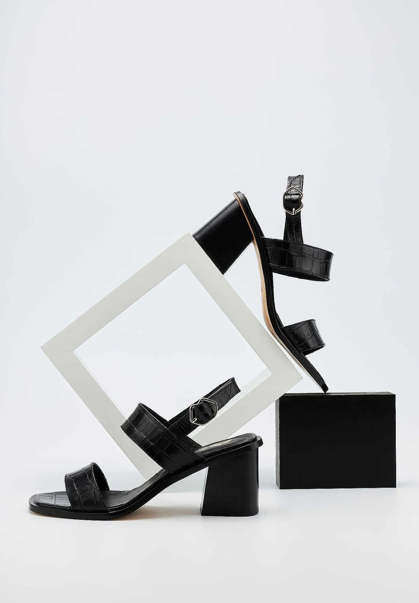 Bons baisers Hester Clearance
