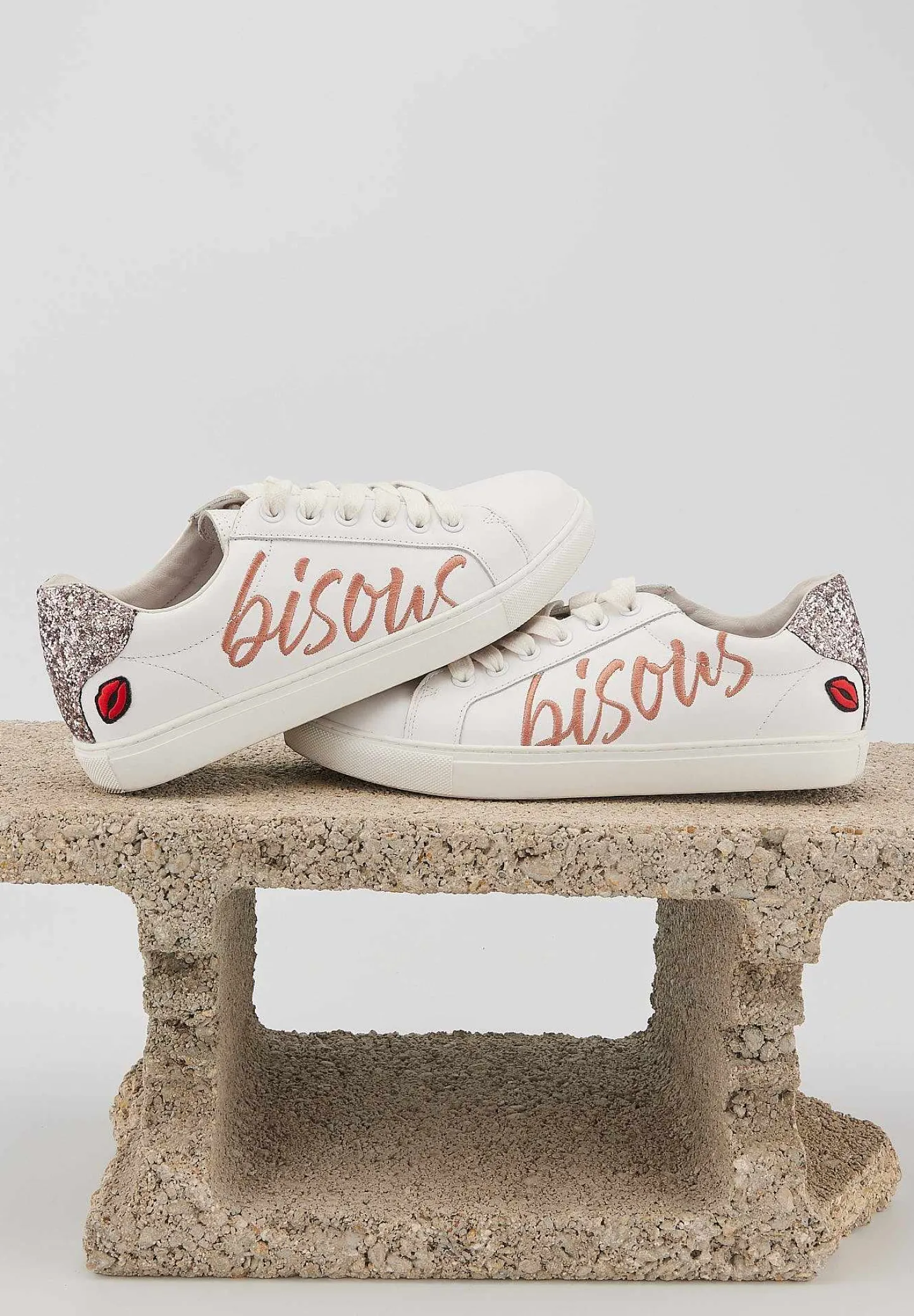 Bons baisers Simone Online